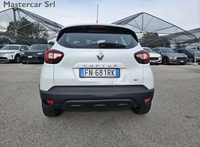 RENAULT Captur usata, con Alzacristalli elettrici