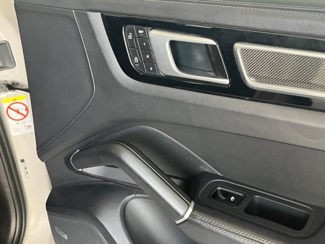 PORSCHE Cayenne usata, con Controllo trazione