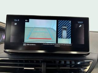 PEUGEOT 5008 usata, con Cruise Control