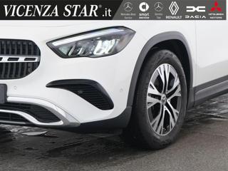 MERCEDES-BENZ GLA 180 usata, con Airbag