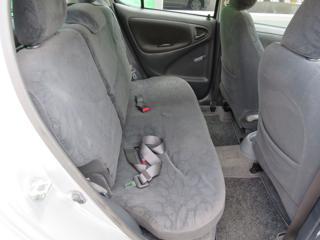 TOYOTA Yaris usata 19