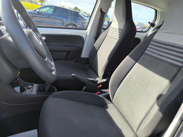 VOLKSWAGEN up! usata, con Fendinebbia