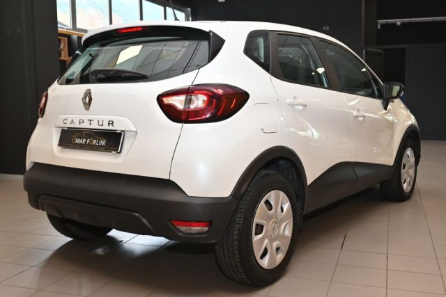 RENAULT Captur usata 2