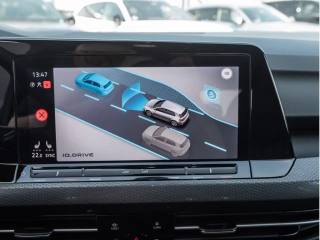 VOLKSWAGEN Golf usata, con ESP