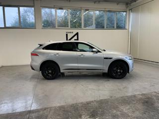 JAGUAR F-Pace usata, con Boardcomputer