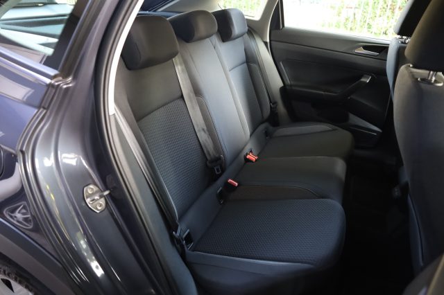 VOLKSWAGEN Taigo usata, con Controllo automatico clima