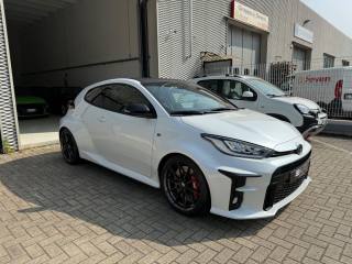 TOYOTA Yaris usata, con Alzacristalli elettrici