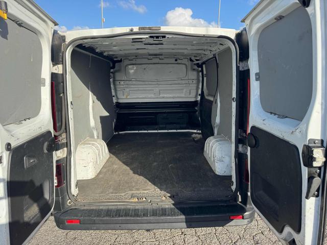 OPEL Vivaro usata, con ESP