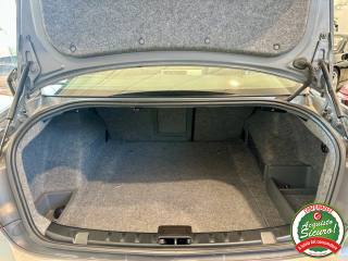 BMW 320 usata, con Park Distance Control