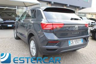 VOLKSWAGEN T-Roc usata, con USB