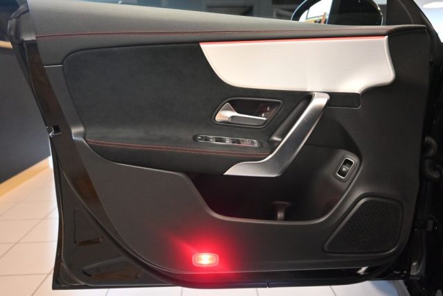 MERCEDES-BENZ CLA 45 AMG usata 37