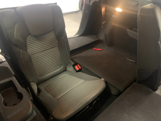 RENAULT Grand Scenic usata, con Servosterzo