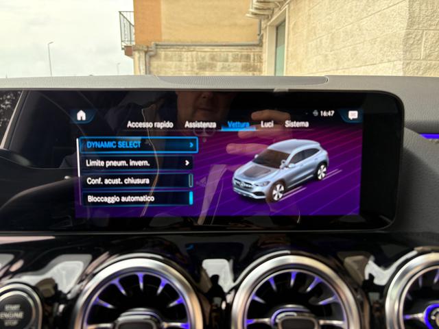 MERCEDES-BENZ GLA 200 usata, con Fari LED