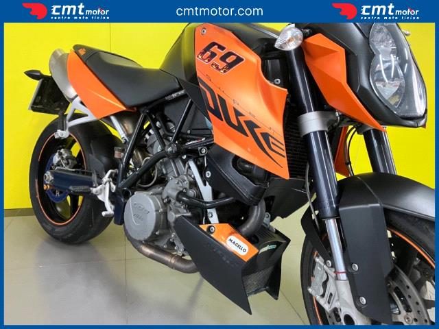 KTM 990 Super Duke usata 9