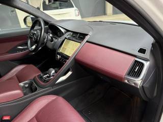 JAGUAR E-Pace usata, con Interni in pelle