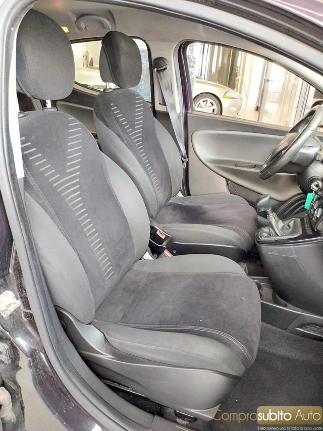 LANCIA Ypsilon usata, con Controllo trazione