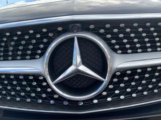 MERCEDES-BENZ E 220 usata 27