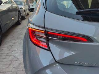 TOYOTA Corolla usata, con Autoradio