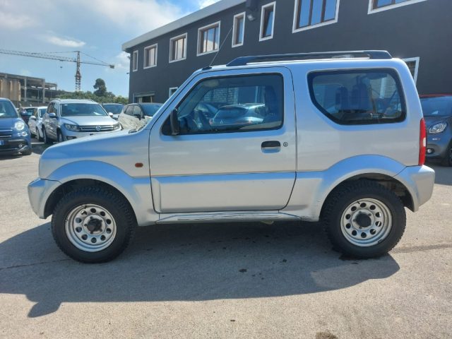 SUZUKI Jimny usata, con Cerchi in lega