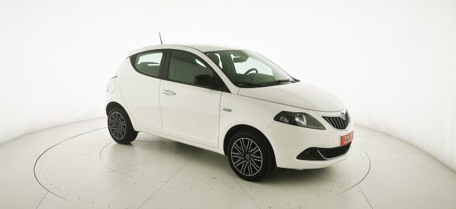 LANCIA Ypsilon usata, con MP3