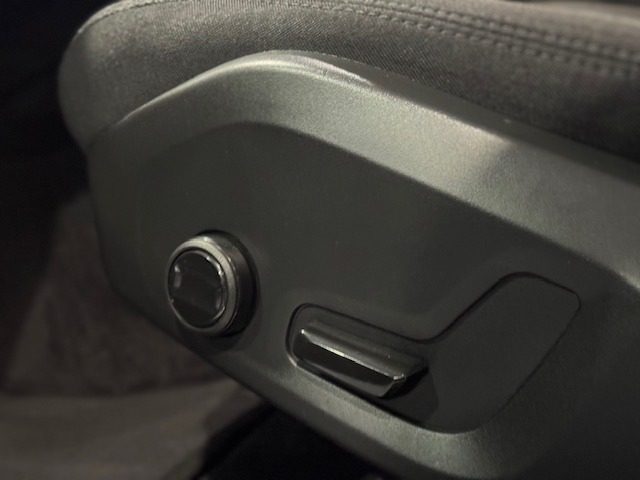 VOLVO V60 usata, con Volante in pelle