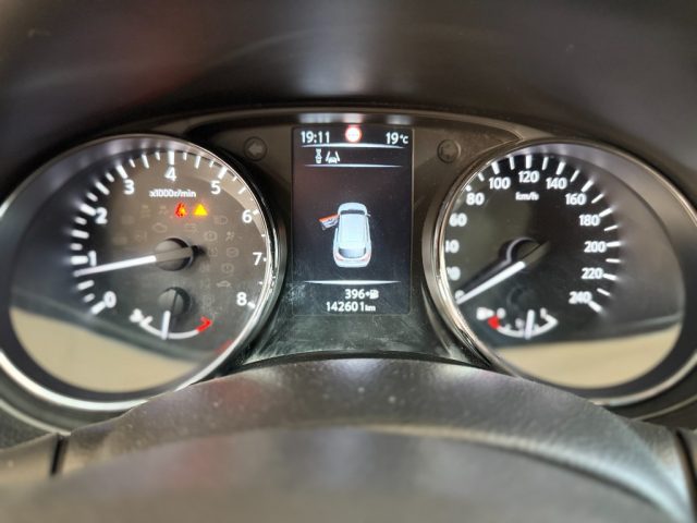 NISSAN Qashqai usata, con Touch screen