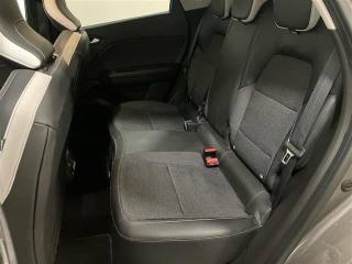 RENAULT Captur usata, con Volante in pelle