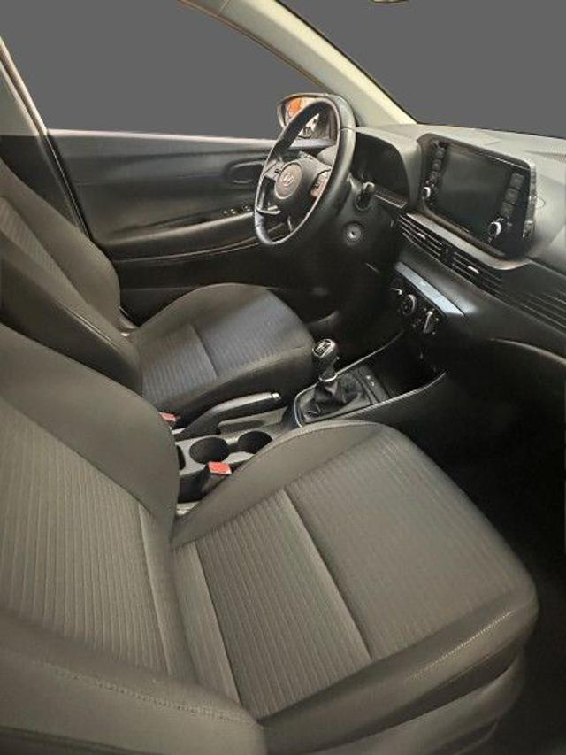 HYUNDAI i20 usata, con Airbag