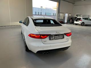JAGUAR XF usata, con Alzacristalli elettrici