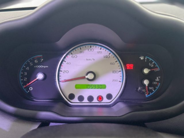 HYUNDAI i10 usata 11