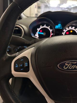 FORD Fiesta usata, con Controllo trazione