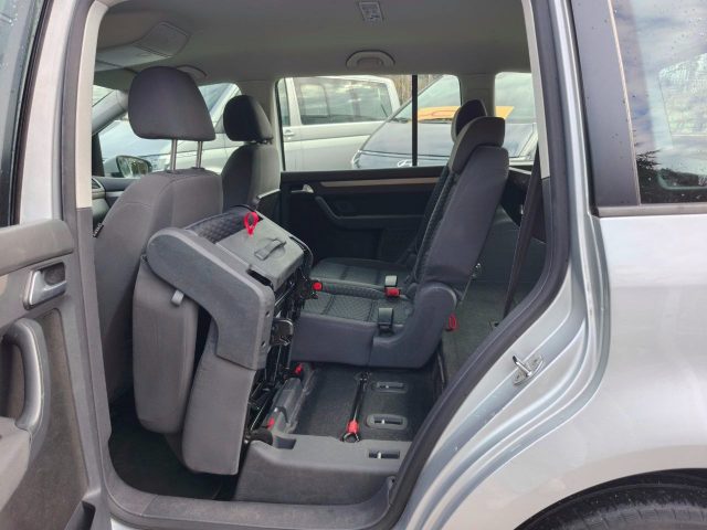 VOLKSWAGEN Touran usata, con Airbag testa