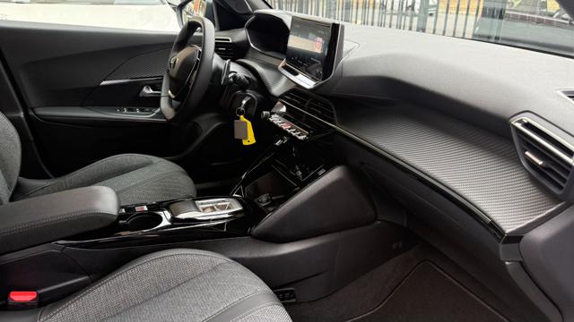 PEUGEOT 2008 usata, con USB