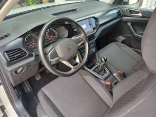 VOLKSWAGEN T-Cross usata, con Autoradio digitale