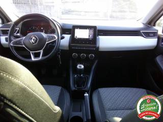RENAULT Clio usata, con Fari LED