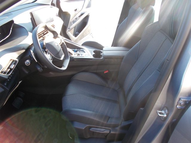 PEUGEOT 3008 usata, con Climatizzatore
