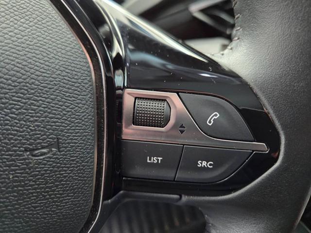 PEUGEOT 2008 usata, con Autoradio