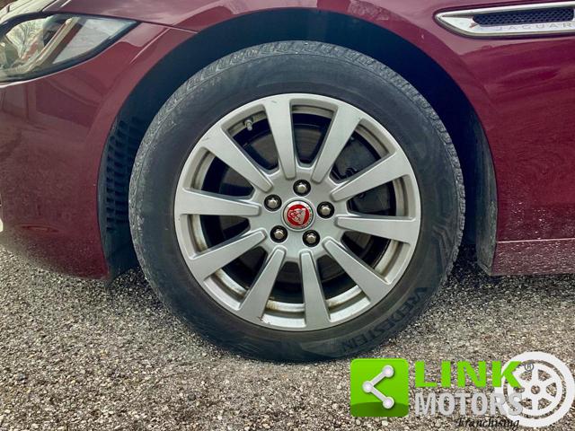 JAGUAR XE usata, con Chiusura centralizzata