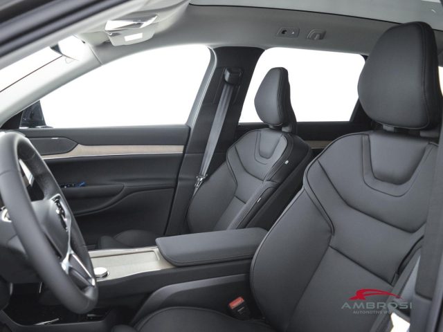 VOLVO EX90 usata 8