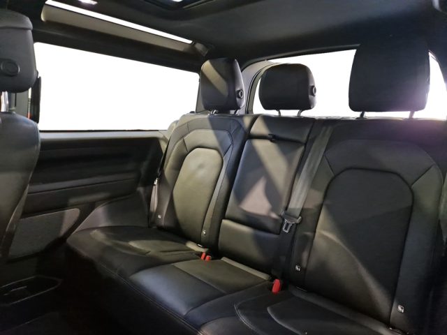 LAND ROVER Defender usata, con Autoradio