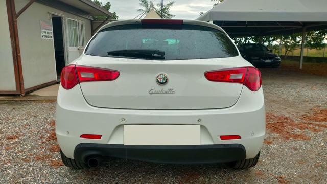 ALFA ROMEO Giulietta usata, con Park Distance Control