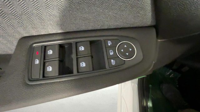 RENAULT Clio usata, con USB