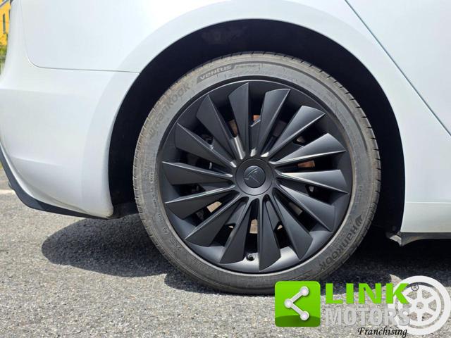 TESLA Model 3 usata, con Bracciolo