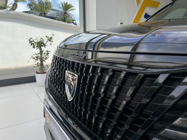 PEUGEOT 2008 usata, con Autoradio