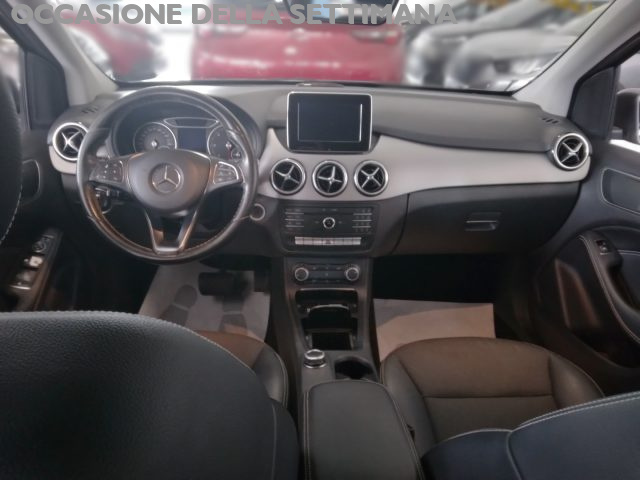 MERCEDES-BENZ B 180 usata, con Cerchi in lega
