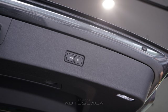 AUDI Q8 usata, con Bracciolo