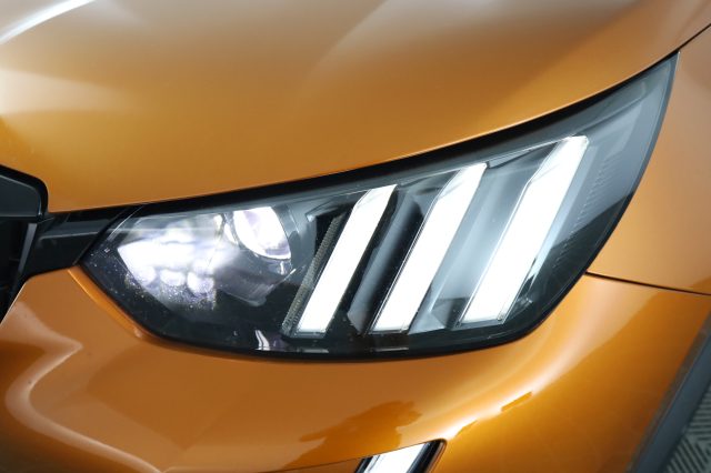PEUGEOT 2008 usata 7