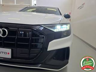 AUDI Q8 usata, con Leve al volante
