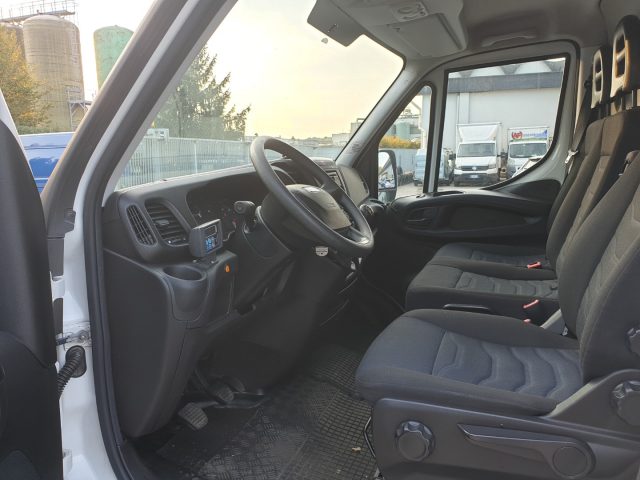 IVECO Daily usata, con Fendinebbia