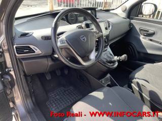 LANCIA Ypsilon usata, con Park Distance Control